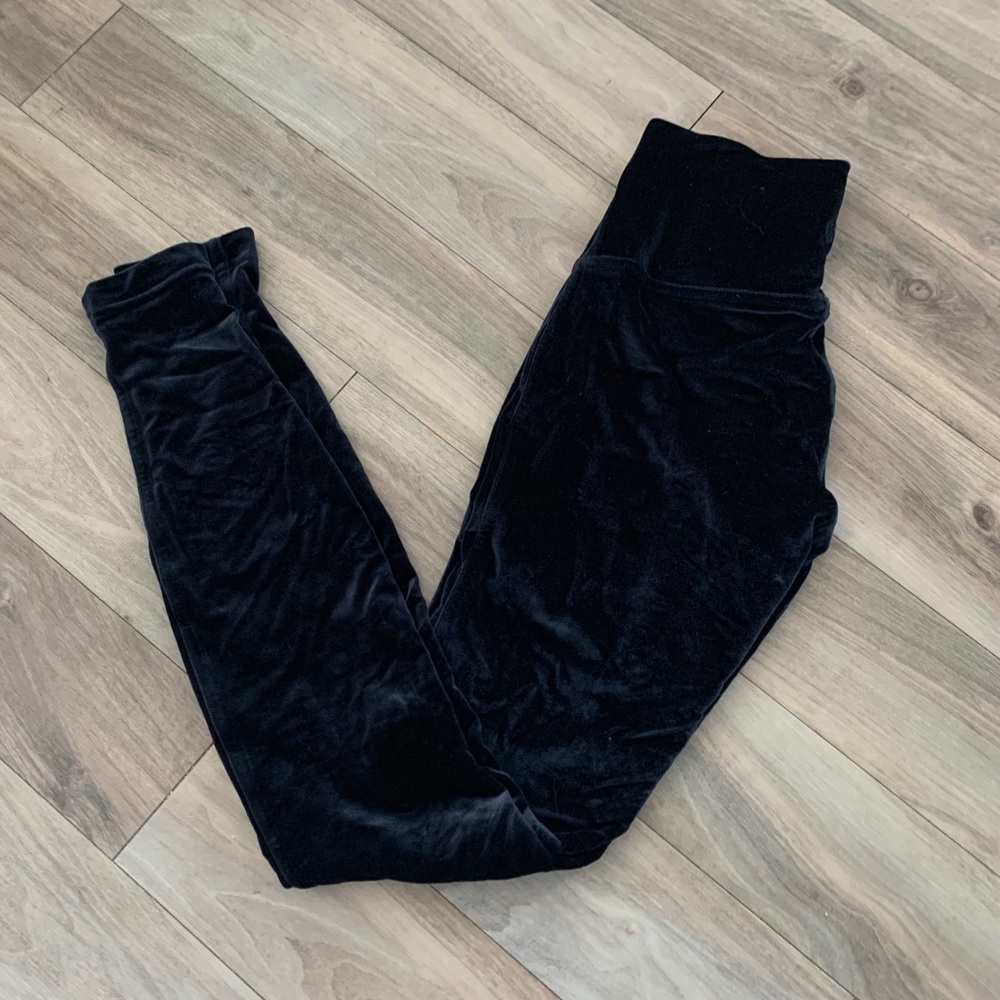 Lululemon Velvet Wunder Unders